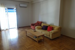 3rd floor renovated apartment